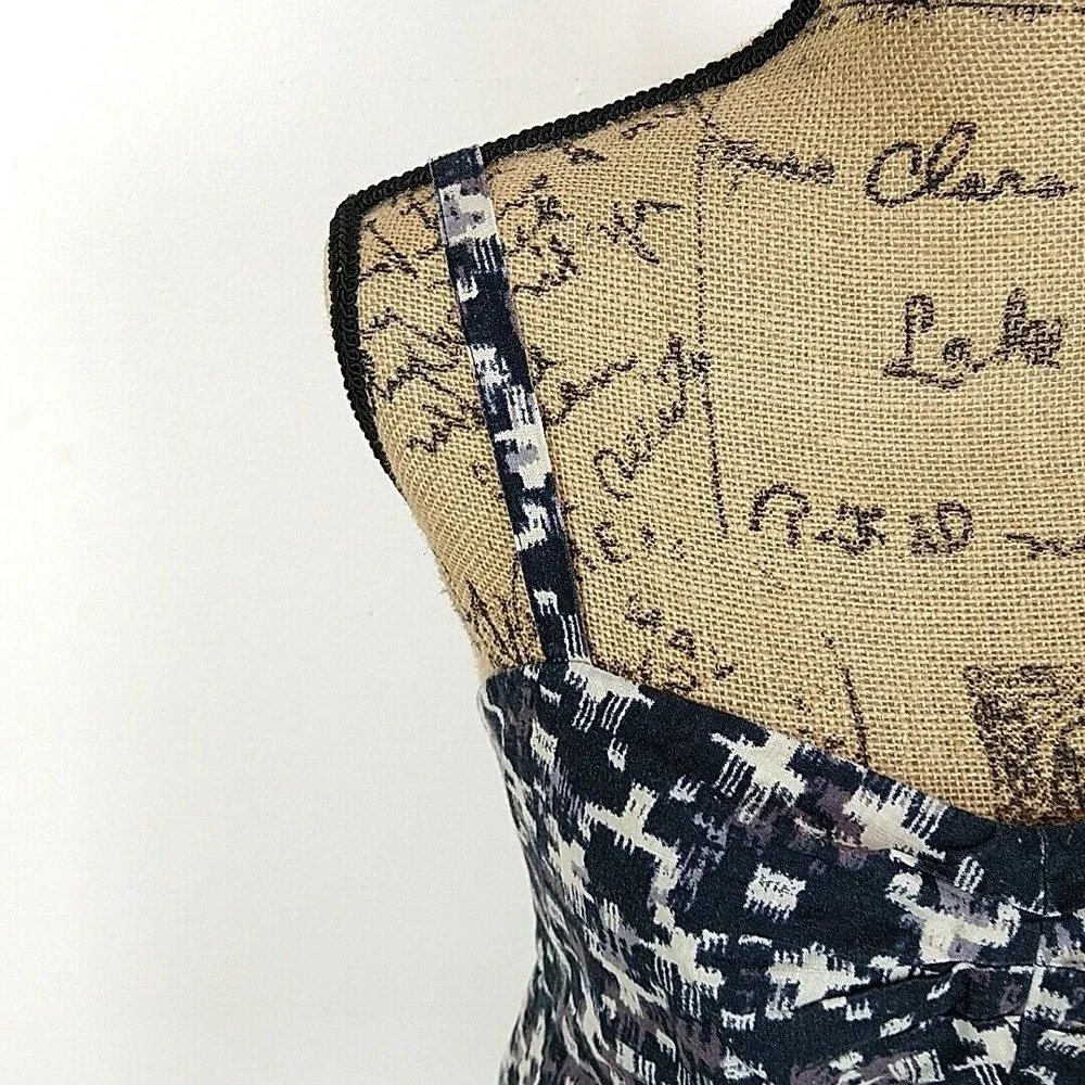 Patagonia Womens sz 4 Tank Top Black White Printed Zip Back Hemp Blend - Picture 4 of 8